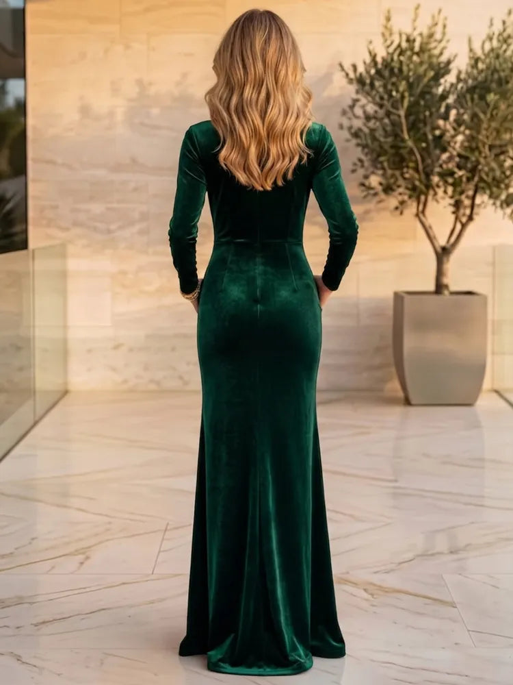 Elegant Sheath V-Neck Long-Sleeve Velvet Floor-Length Mother of the Bride Dress
