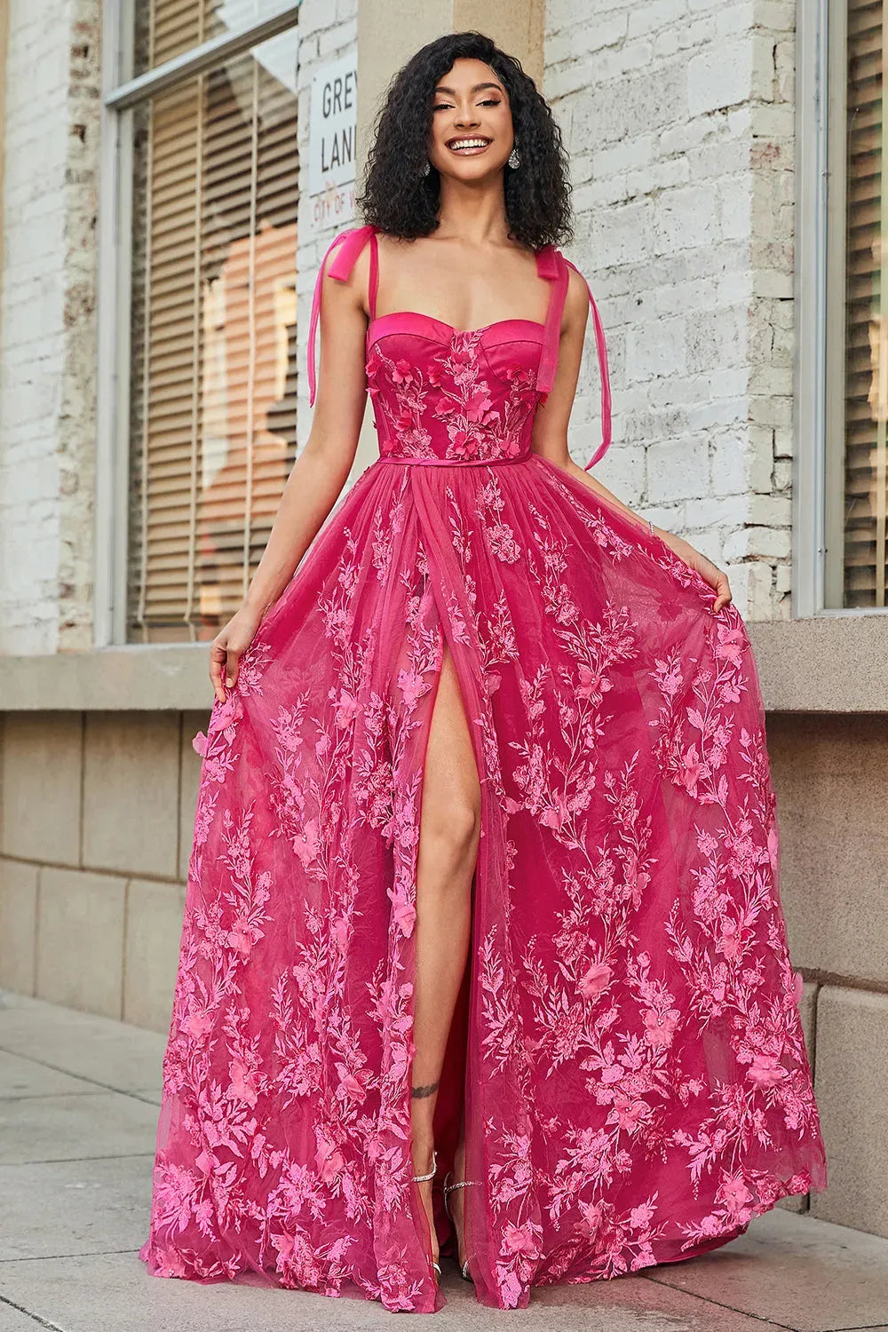 Romantic A-Line Sweetheart Sleeveless Lace-Up Back Floral Floor-Length Fuchsia Prom Dress
