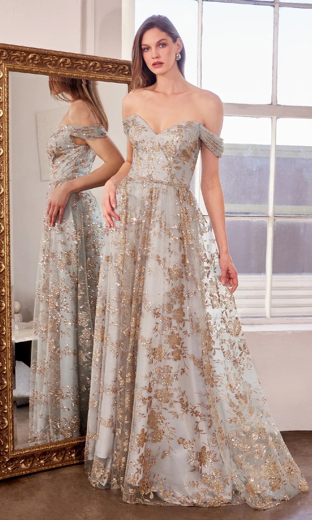 Gold mist A-line evening dress with sweetheart neckline, off-shoulder sleeves, shimmering gold floral embroidery and floor-length tulle skirt