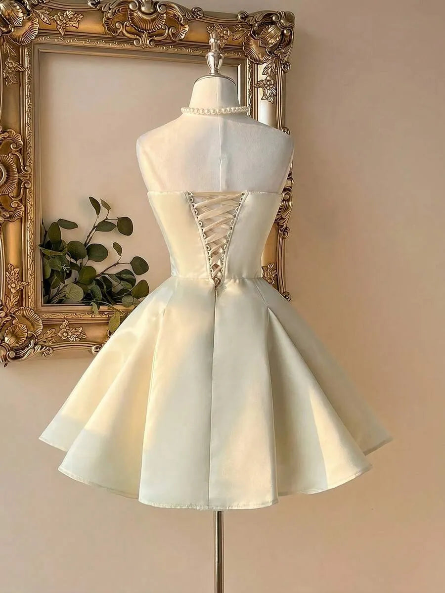 Chic A-Line Straight Strapless Lace-Up Bow Mini Homecoming Dress