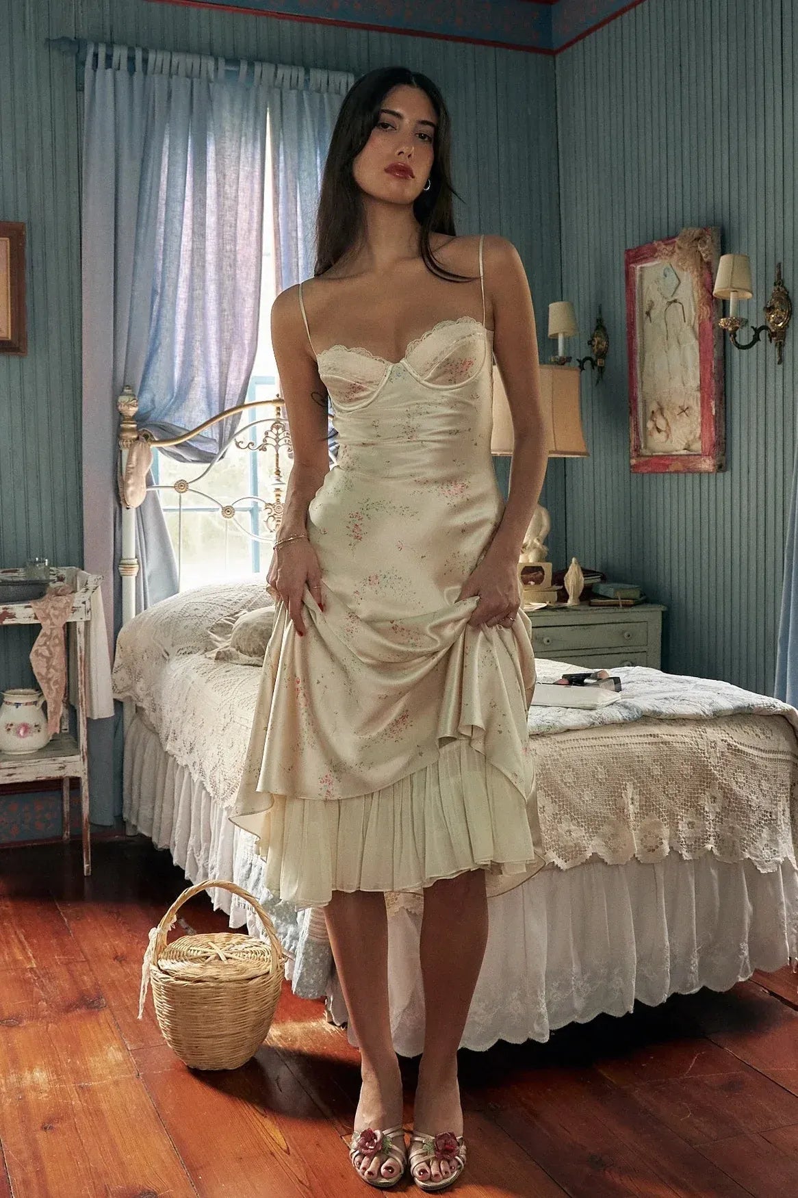 Chic A-Line Sweetheart Spaghetti-Strap Cutout-Back Floral Satin Tea-Length Homecoming Dress