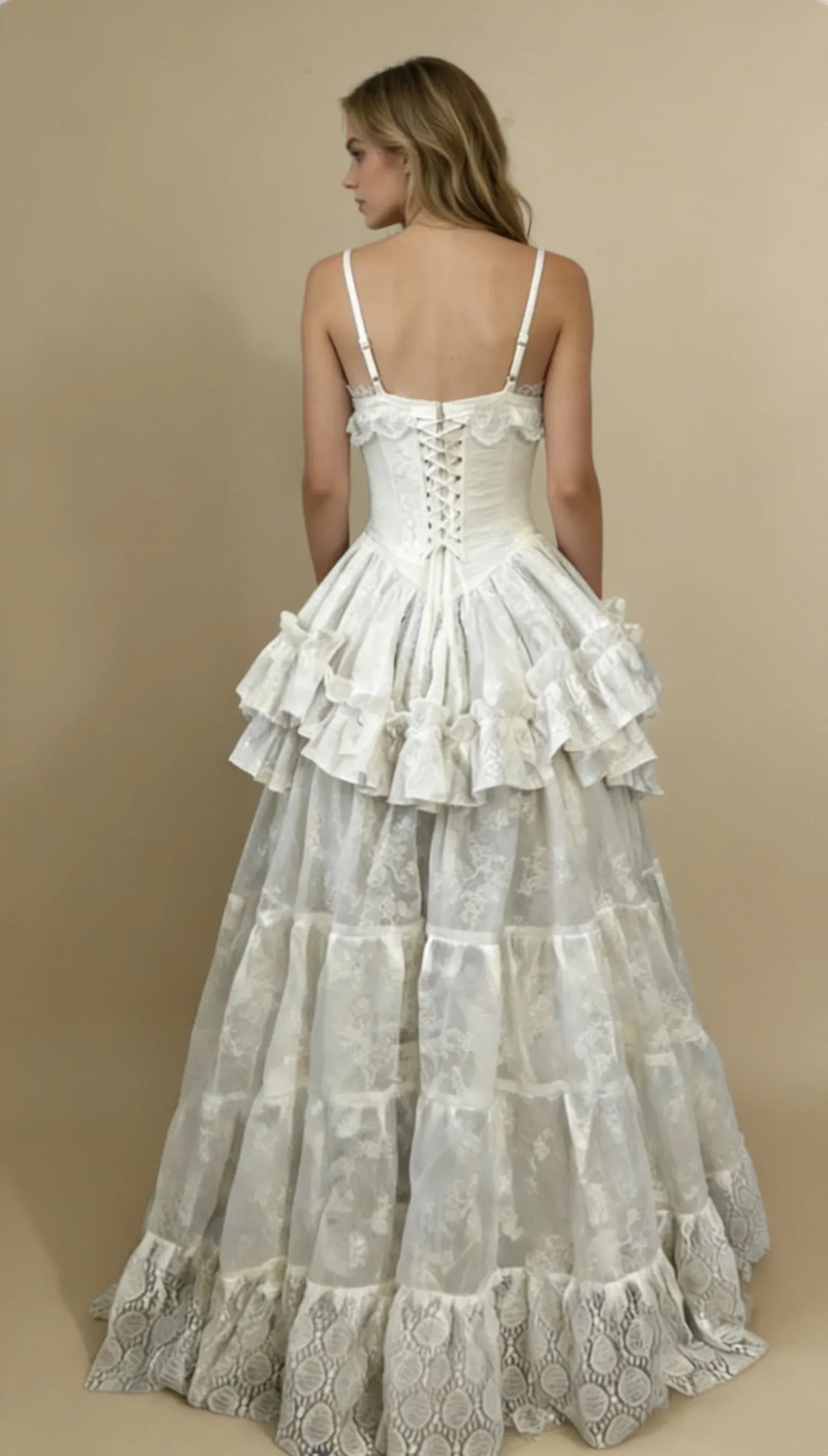 Romantic A-Line Plunging V-Neck Sleeveless Lace-Up Back Floor-Length Evening Dress