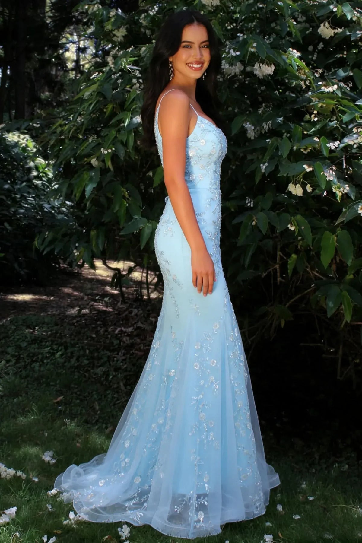 Romantic Tulle Mermaid Scoop Neck Sleeveless V Back Floor Length Prom Dress