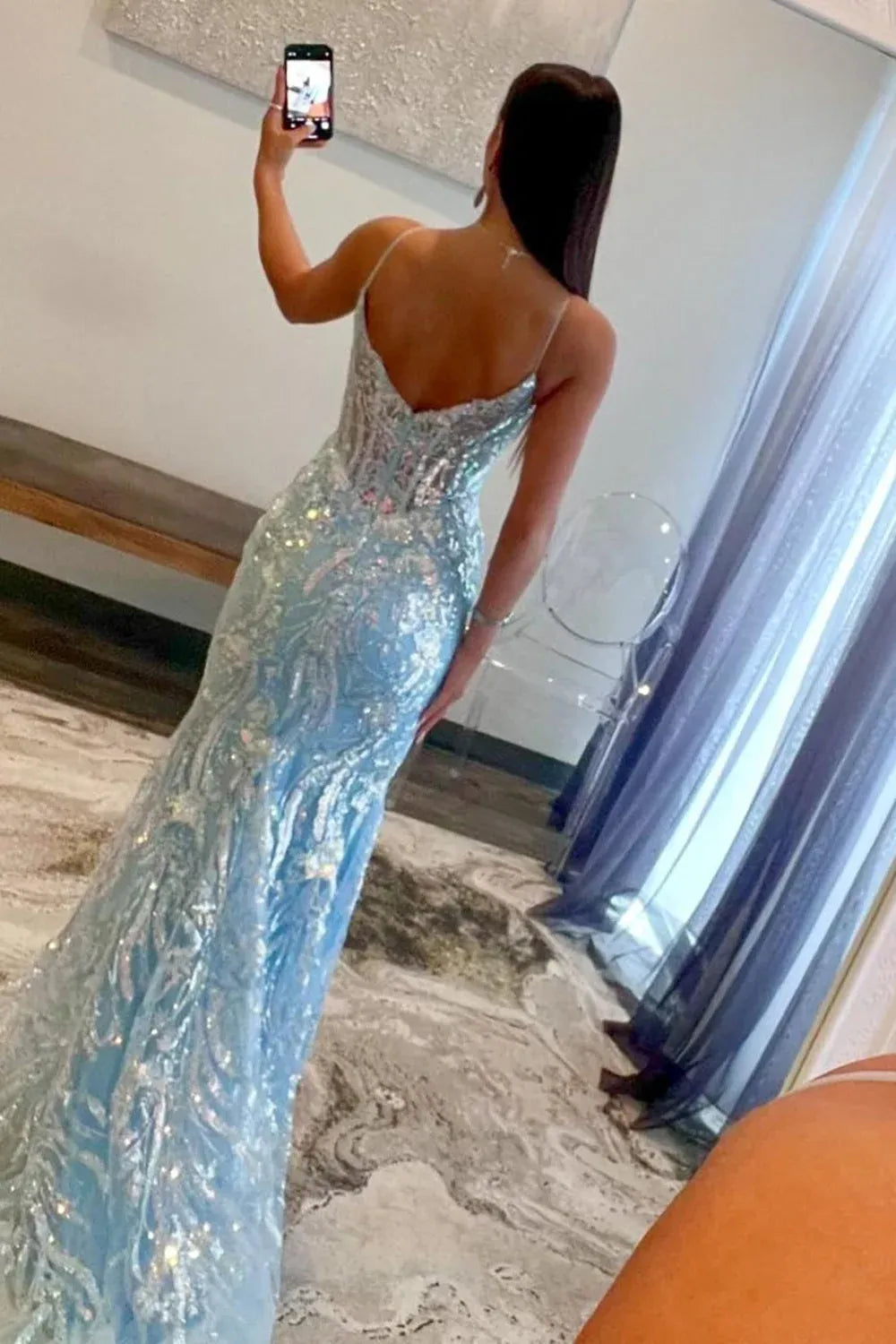 Sparkling Tulle Mermaid V-Neck Spaghetti-Strap Low-Back Floor-Length Prom Dress