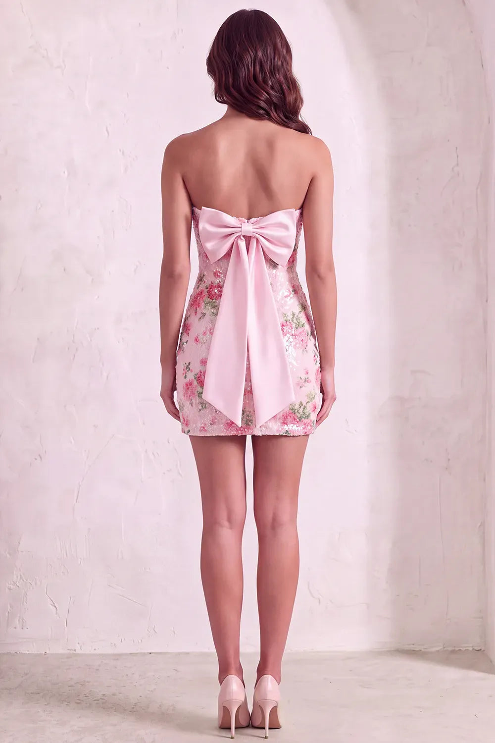 Romantic Sheath Sweetheart Sleeveless Bow Back Floral Sequin Mini Homecoming Dress