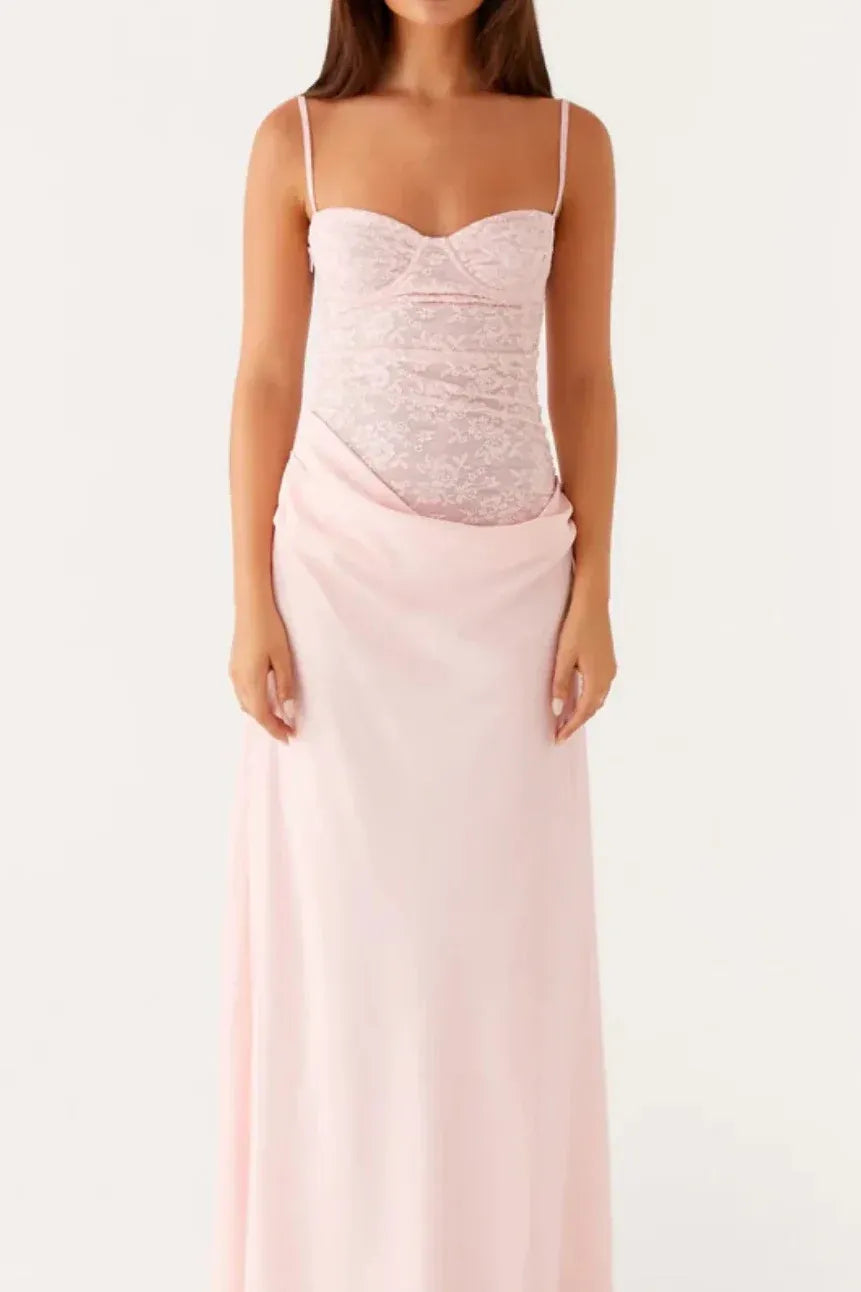 Romantic Lace Sheath Sweetheart Sleeveless Straight Back Maxi Wedding Guest Dress