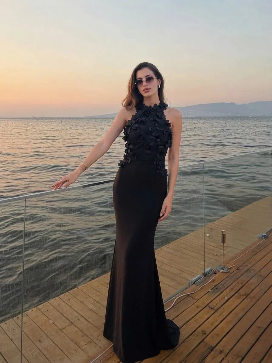 Elegant Sheath Halter Neck Sleeveless Crepe Floor-Length Wedding Guest Dress