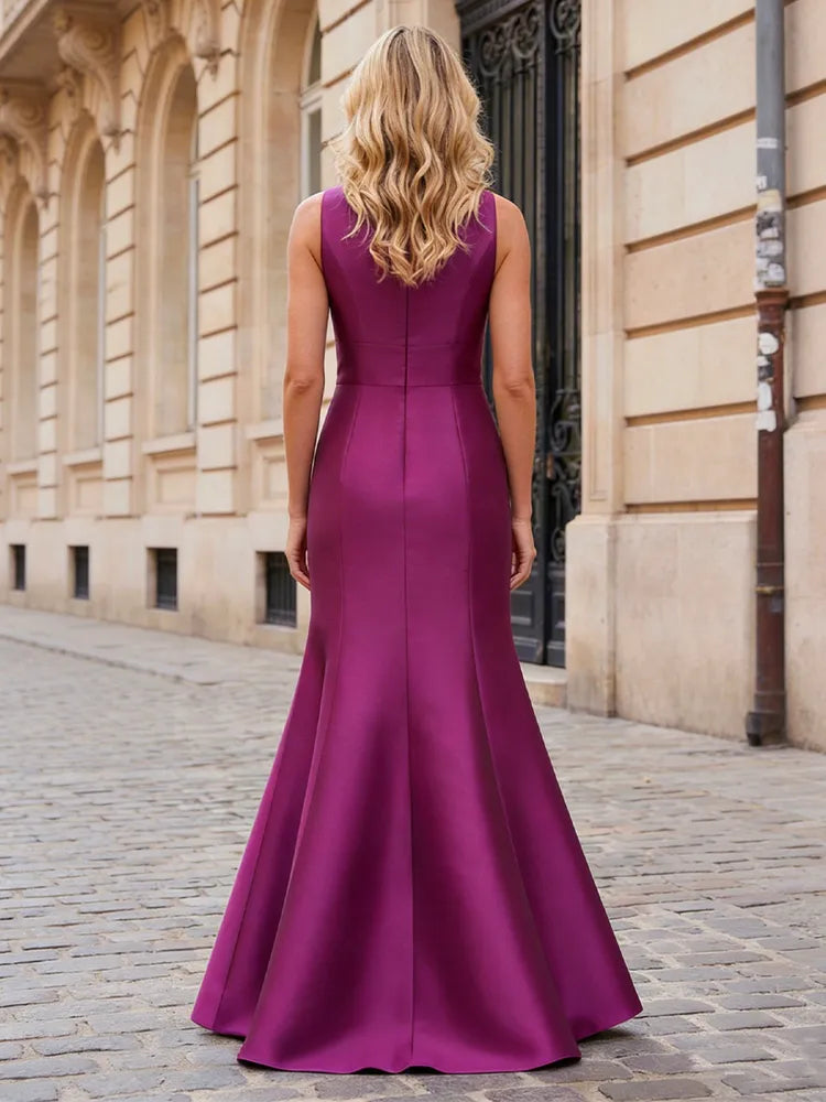 Elegant Mermaid V-Neck Sleeveless Satin Floor-Length Mother of the Bride Dress