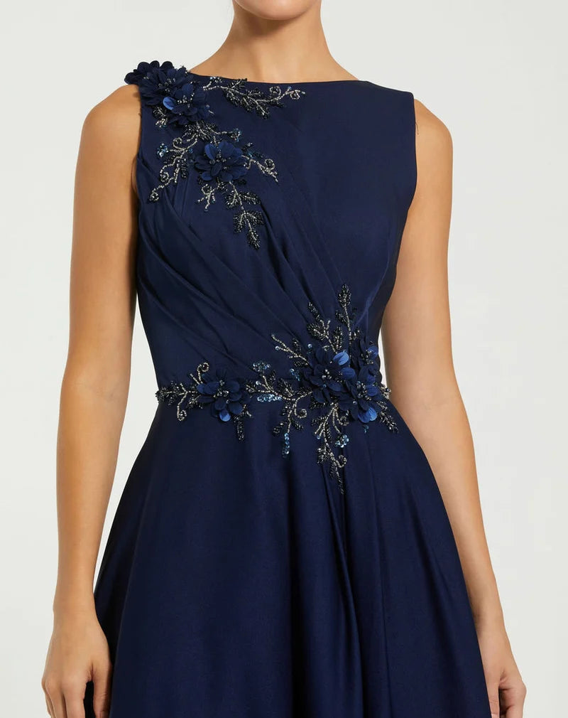 Elegant A-Line Boat-Neck Sleeveless High-Back Floor-Length Mother of the Bride Dress