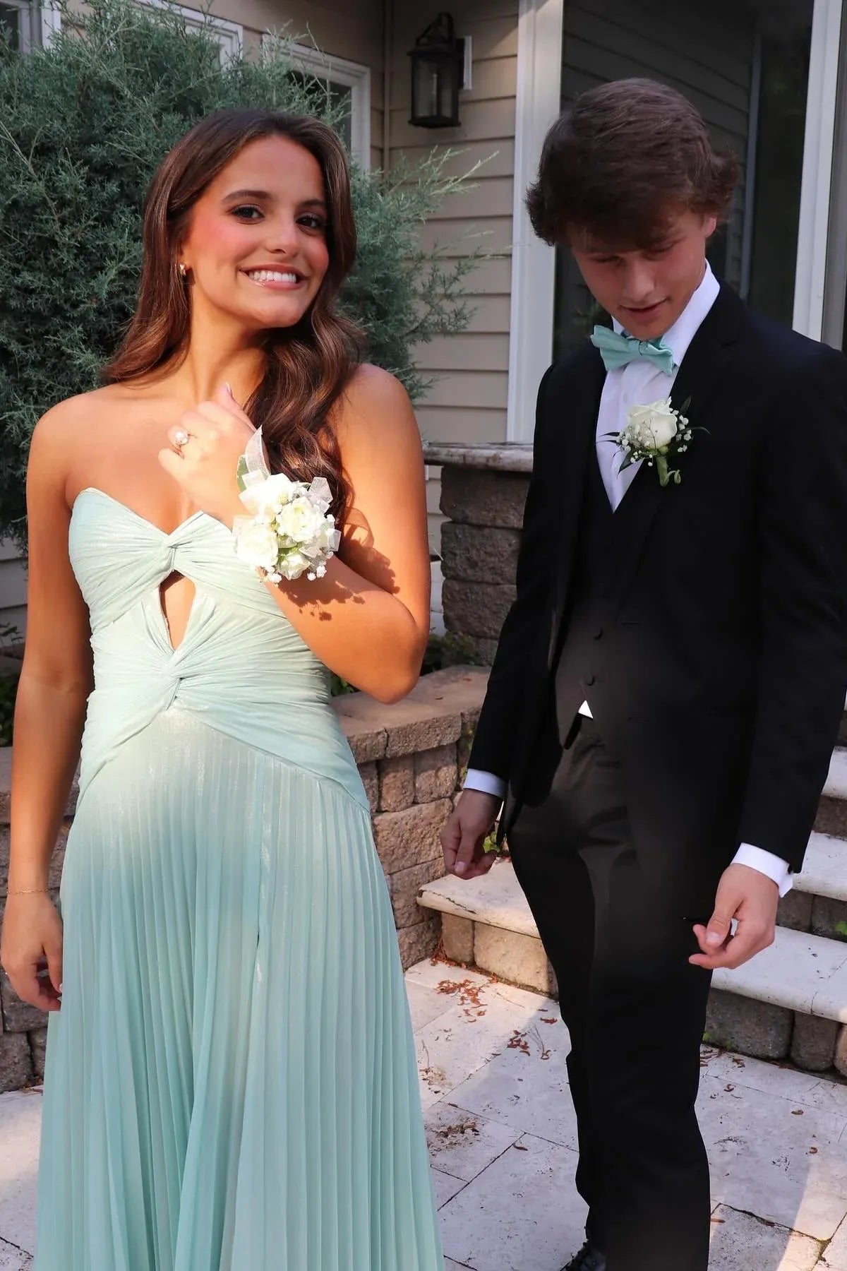 Graceful Chiffon A-Line Sweetheart Strapless Zipper Back Floor Length Prom Dress