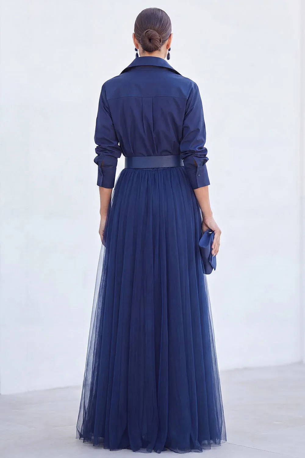 Chic Tulle A-Line Collared Long-Sleeve Pleated-Back Belted Floor-Length Evening Dress