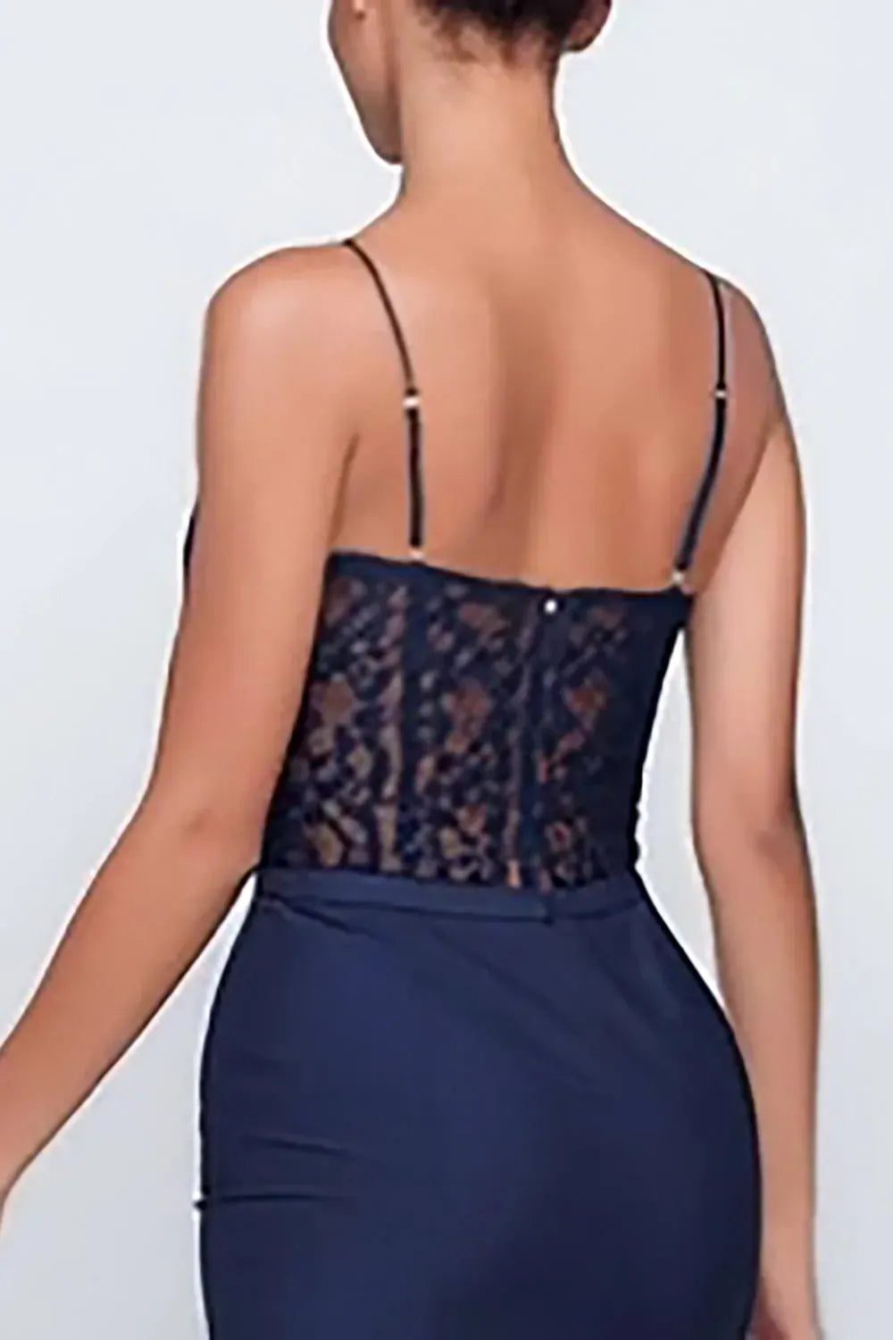 Elegant Mermaid V-Neck Spaghetti Strap Lace Back Floor-Length Evening Dress