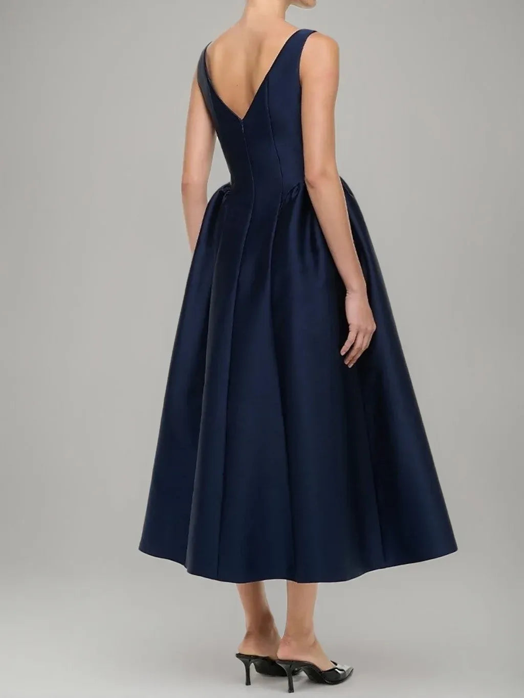 Elegant A-Line Bateau-Neck Sleeveless V-Back Satin Midi Cocktail Dress