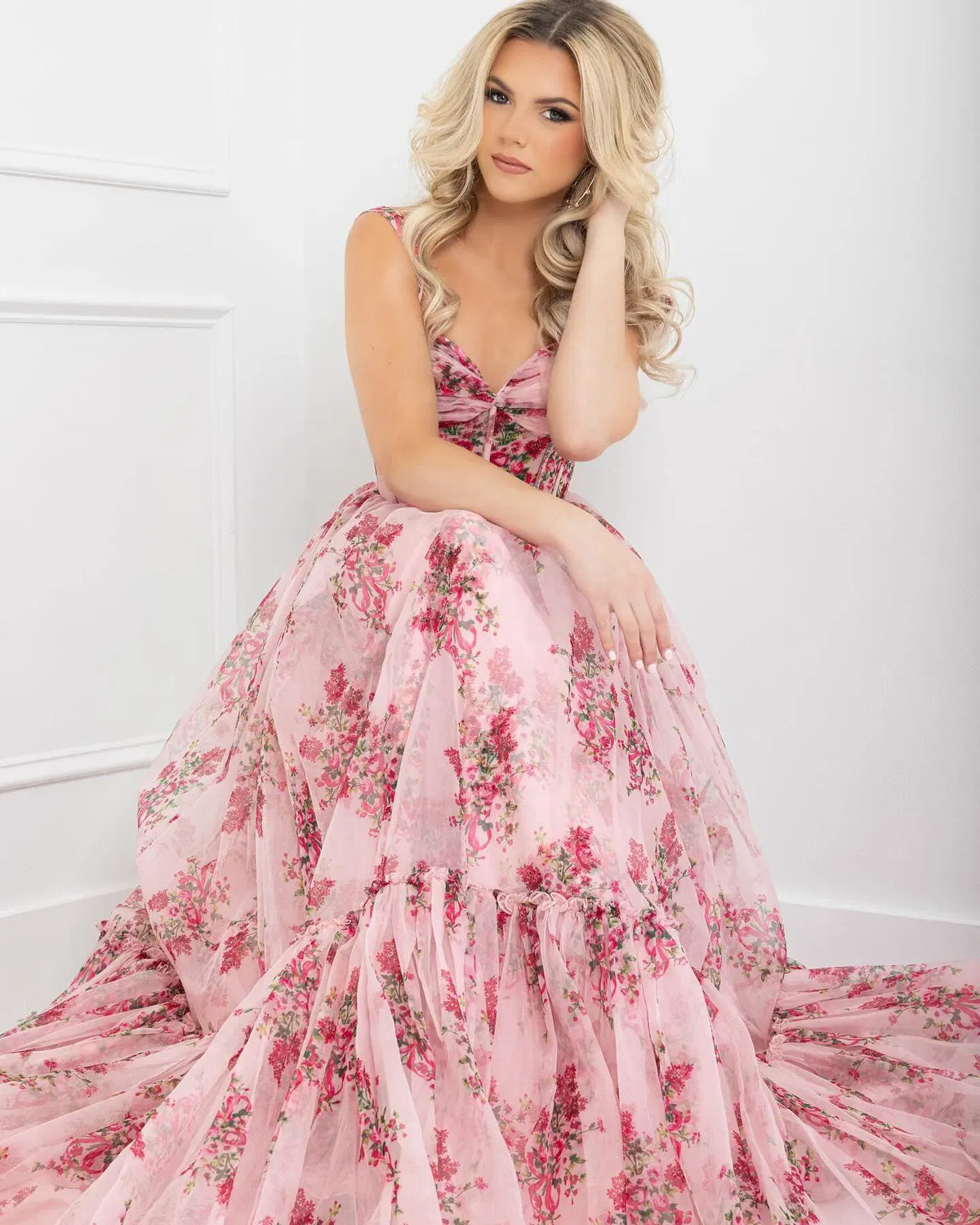 Romantic Floral Tulle A-Line Sweetheart Sleeveless Scoop Back Floor Length Prom Dress