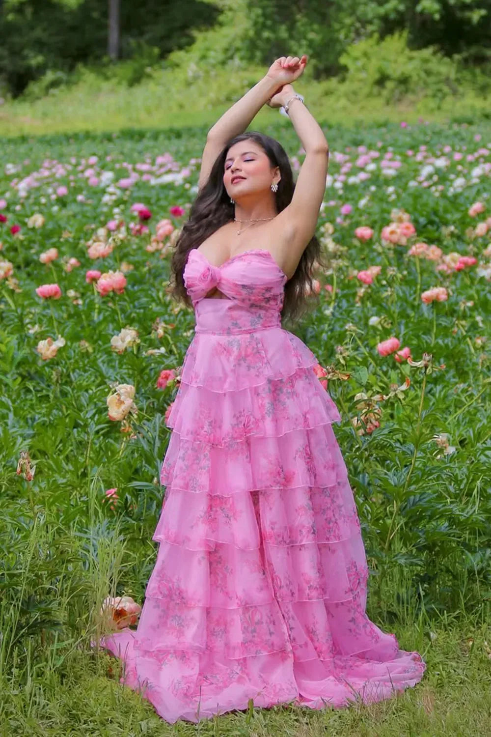 Romantic A-Line Sweetheart Strapless Zipper Tiered Floor Length Plus Size Prom Dress