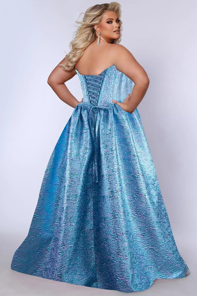 Glamorous Plus Size Ball Gown Sweetheart Strapless Metallic Jacquard Prom Dress