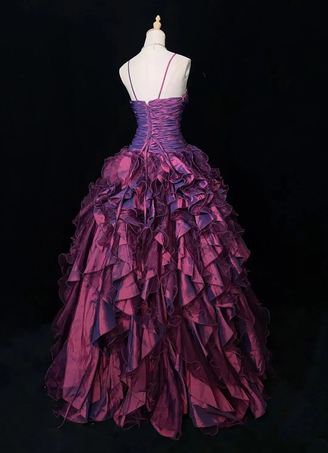 Dramatic Ball Gown Sweetheart Spaghetti Strap Lace-Up Back Floor-Length Prom Dress