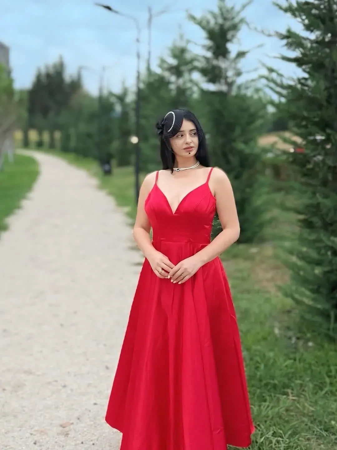 Elegant A-Line Sweetheart Spaghetti Strap Closed Back Tea Length Wedding Guest Dress
