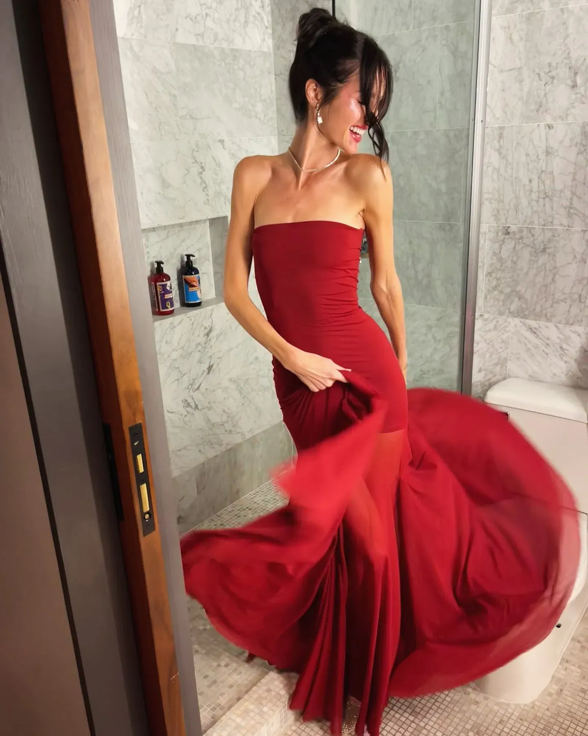 Glamorous Chiffon Mermaid Bandeau Strapless Straight-Back Floor-Length Prom Dress
