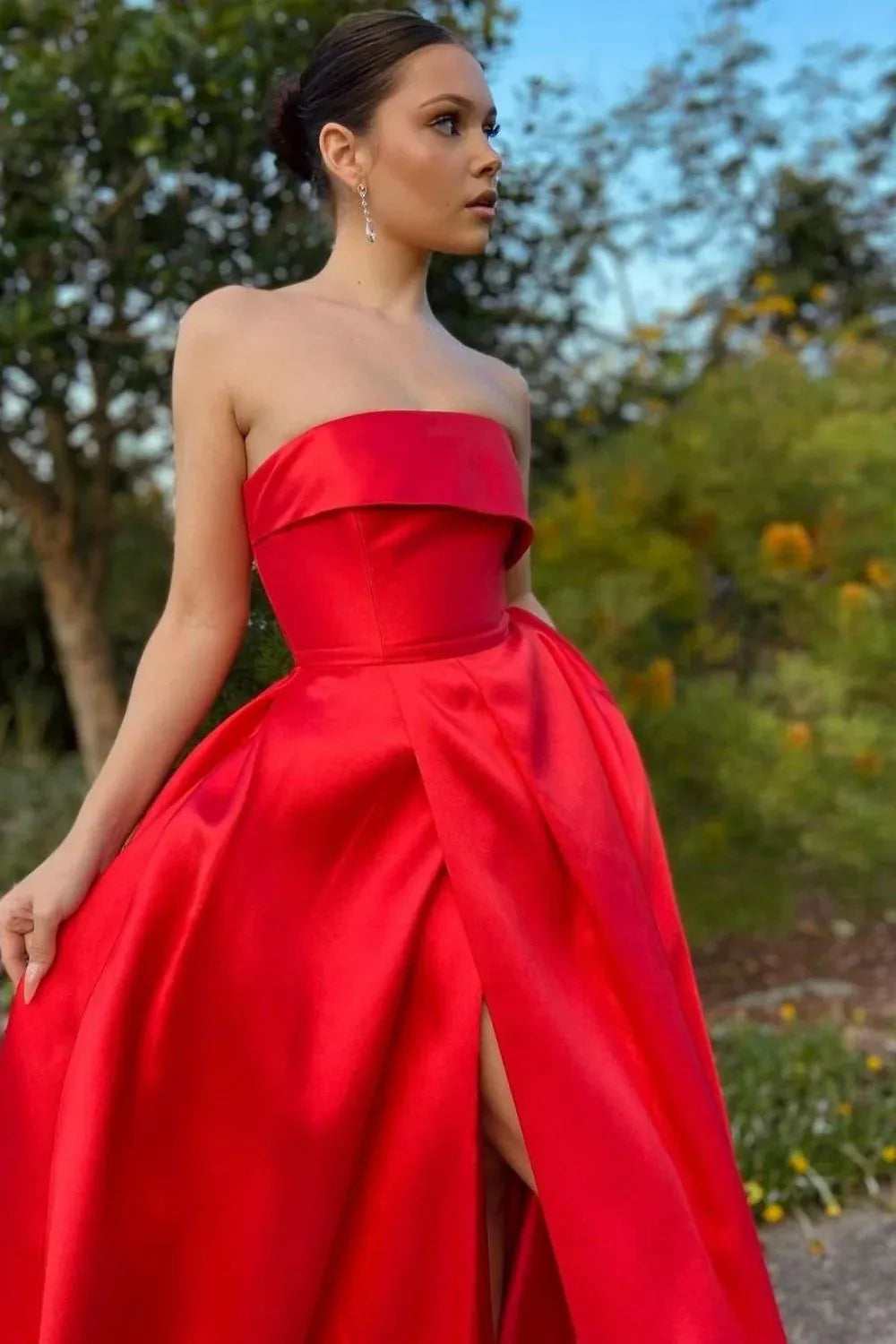 Elegant A-Line Straight Neck Sleeveless Structured Back Floor-Length Prom Dress