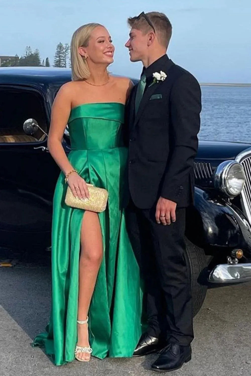 Elegant A-Line Straight Neck Sleeveless Structured Back Floor-Length Prom Dress
