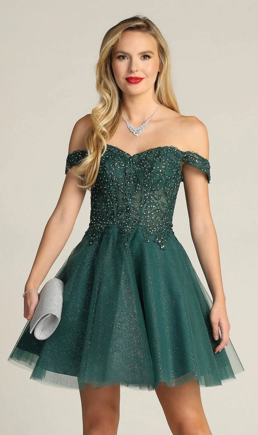 Romantic A Line Sweetheart Off Shoulder Tulle Mini Homecoming Dress