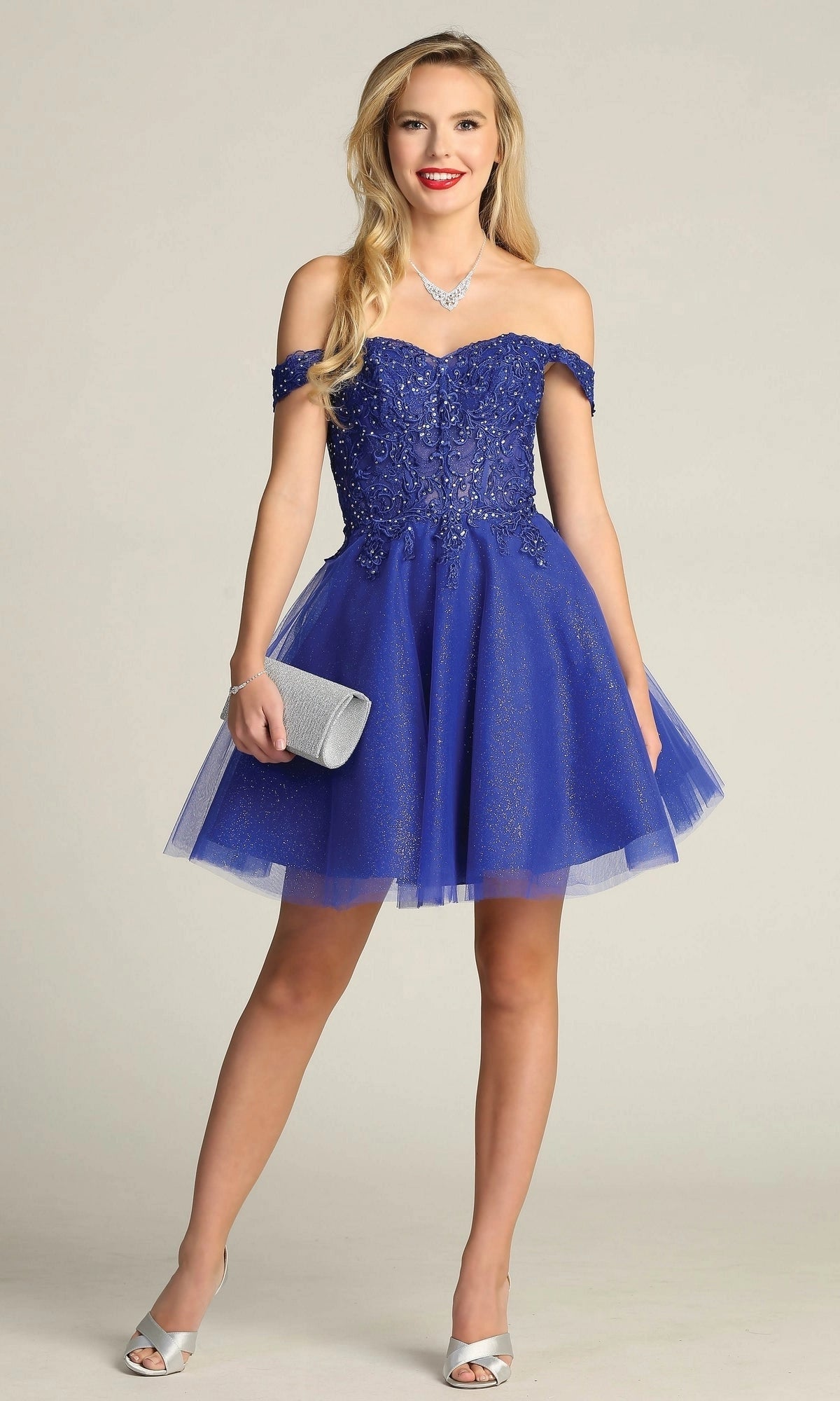 Romantic A Line Sweetheart Off Shoulder Tulle Mini Homecoming Dress