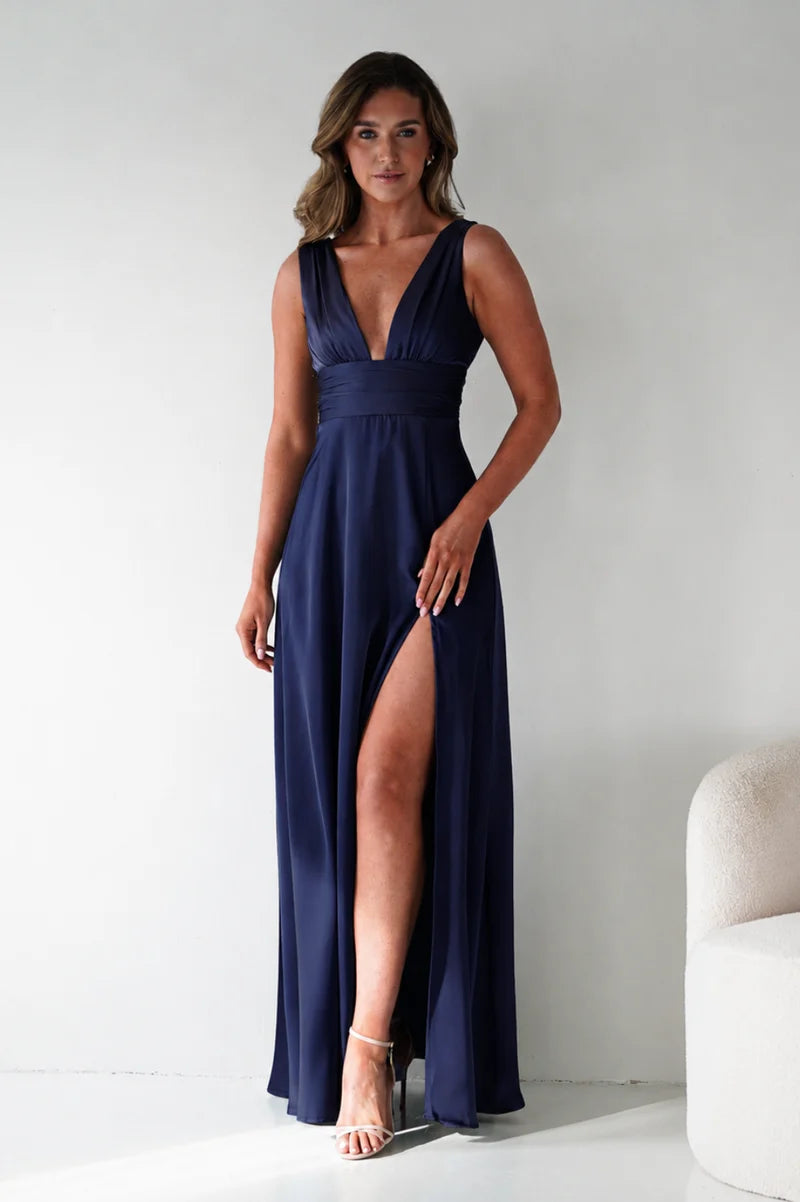 Elegant A-Line Plunging V-Neck Sleeveless V-Back Slit Floor-Length Prom Dress