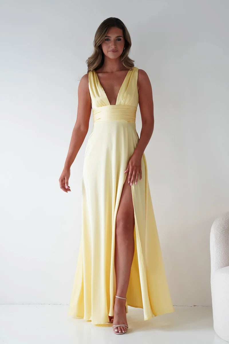 Elegant A-Line Plunging V-Neck Sleeveless V-Back Slit Floor-Length Prom Dress