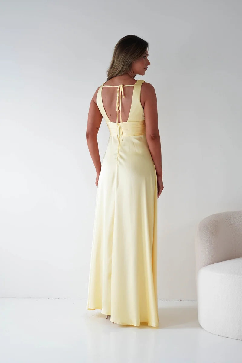 Elegant A-Line Plunging V-Neck Sleeveless V-Back Slit Floor-Length Prom Dress