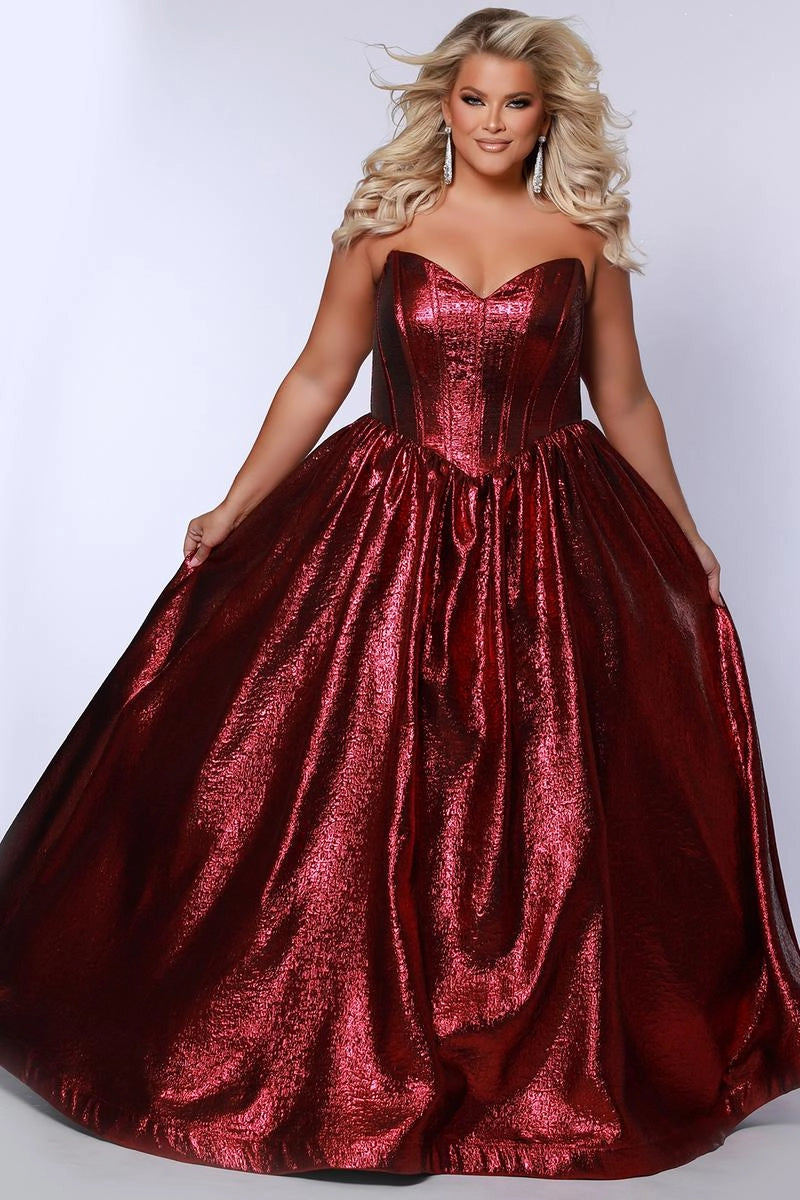 Glamorous Plus Size Ball Gown Sweetheart Strapless Metallic Floor Length Prom Dress