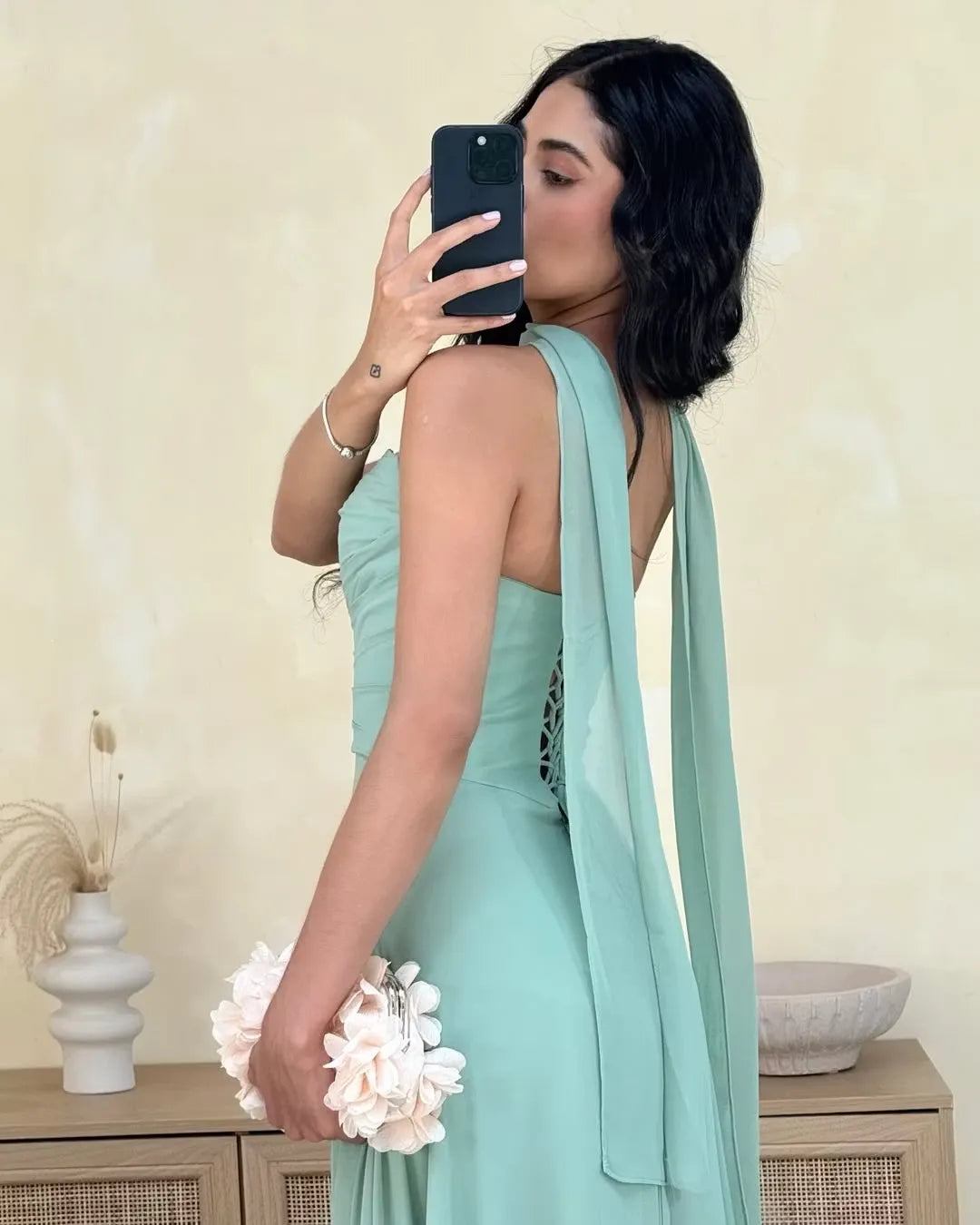 Elegant A-Line Sweetheart Ruched Sleeveless Open-Back Floor-Length Wedding Guest Dress