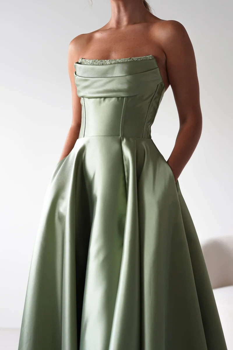 Elegant A-Line Strapless Sleeveless Lace-Up Back Floor Length Prom Dress