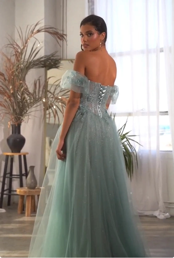 Romantic A-Line Sweetheart Off Shoulder Lace-Up Back Floor-Length Prom Dress