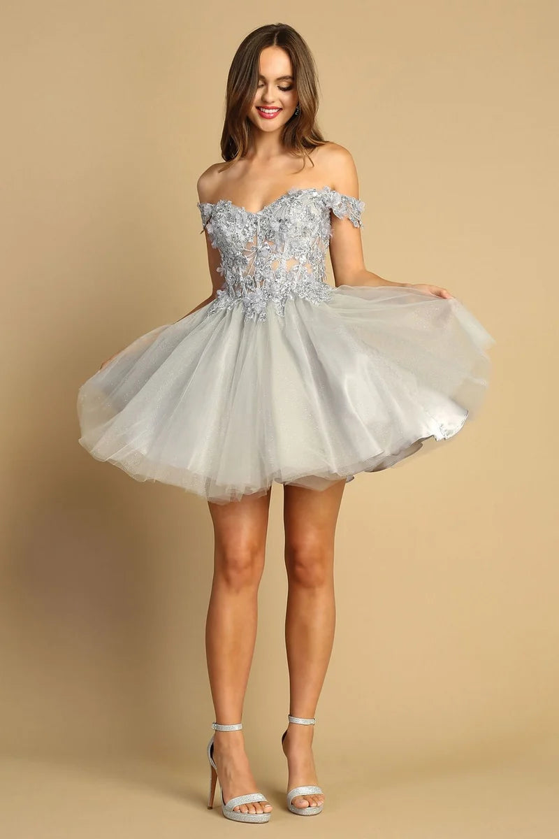 Elegant A-Line Sweetheart Off-Shoulder Lace-Up Tulle Mini Homecoming Dress