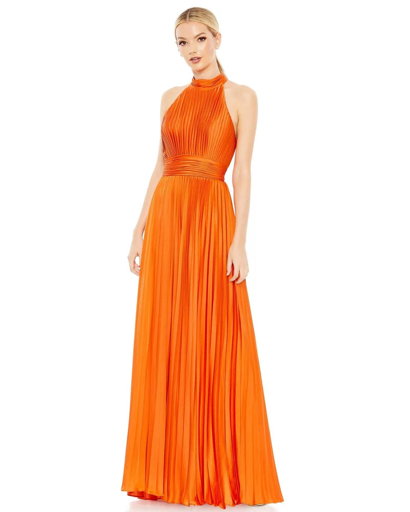 Elegant A-Line Halter Sleeveless High-Back Pleated Floor-Length Evening Dress