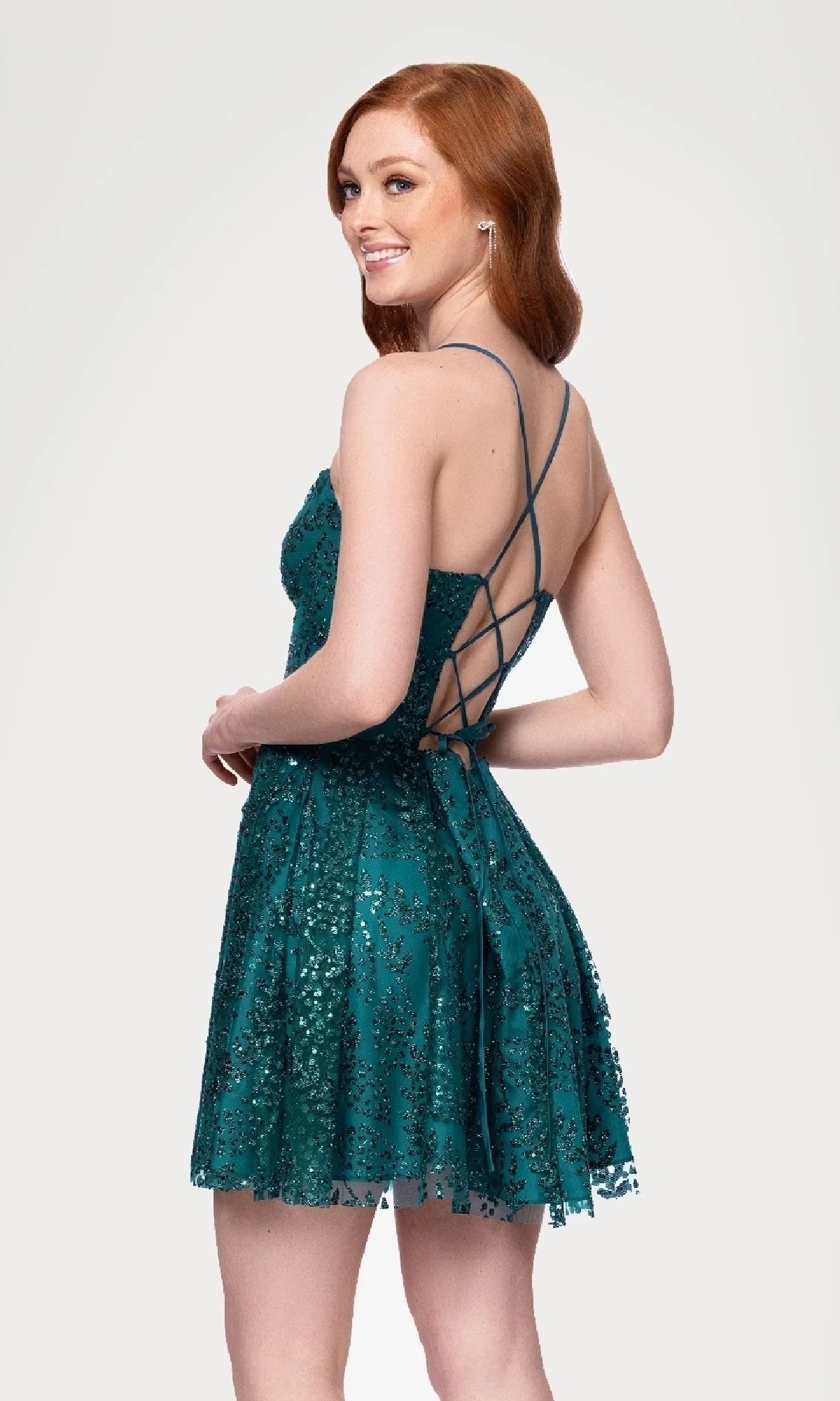 Sparkling A-Line Sweetheart Sleeveless Sequin Tulle Mini Homecoming Dress