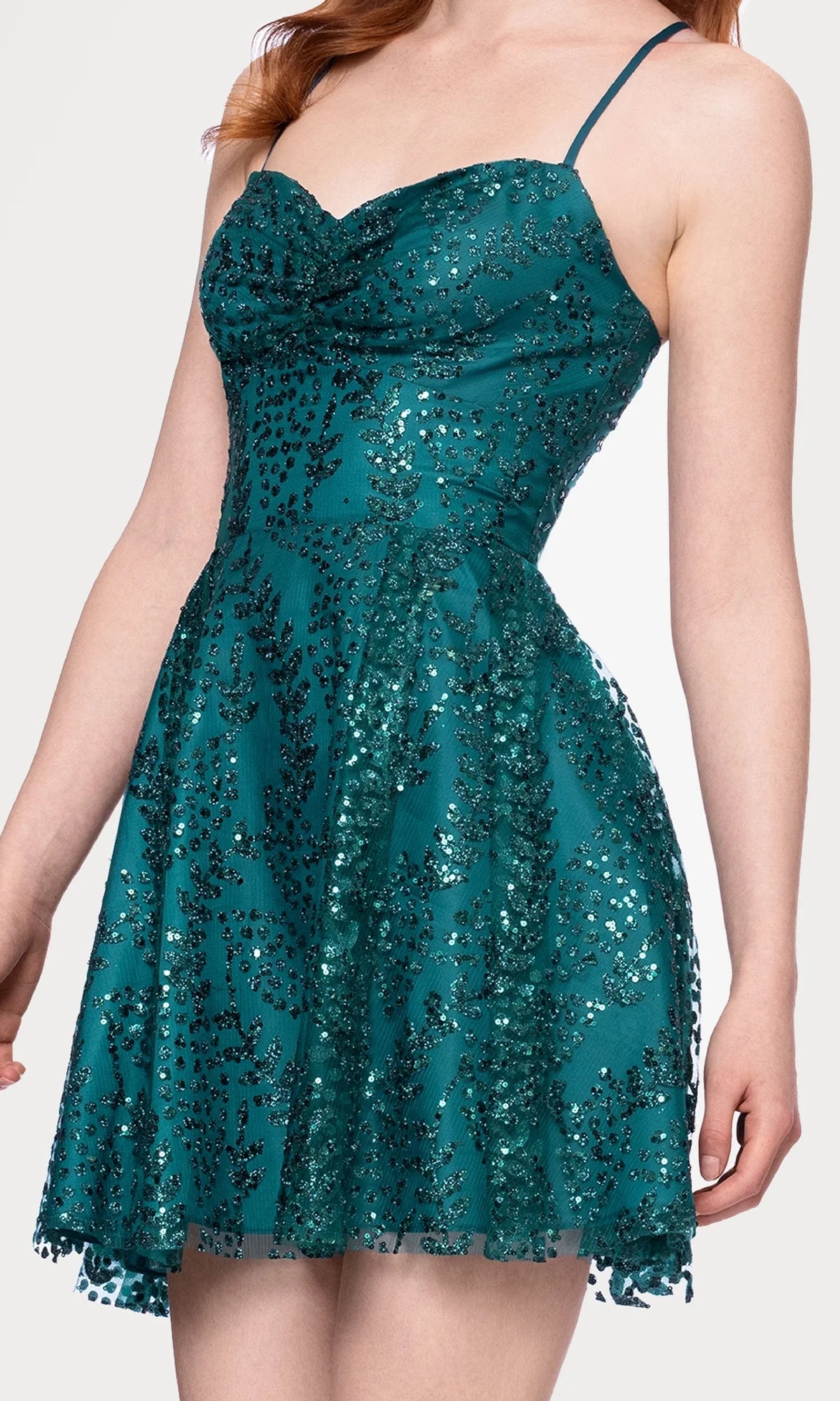 Sparkling A-Line Sweetheart Sleeveless Sequin Tulle Mini Homecoming Dress