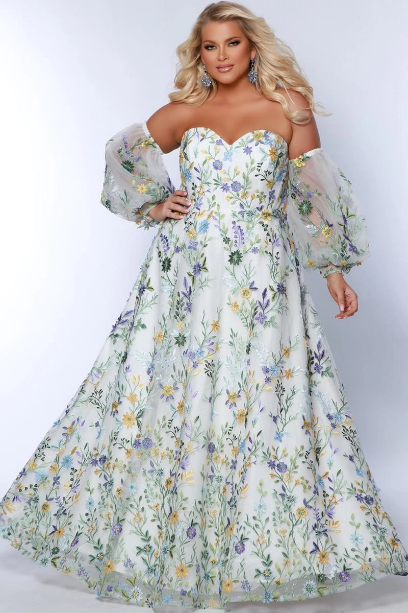 Romantic Plus Size A Line Sweetheart Strapless Embroidered Tulle Prom Dress