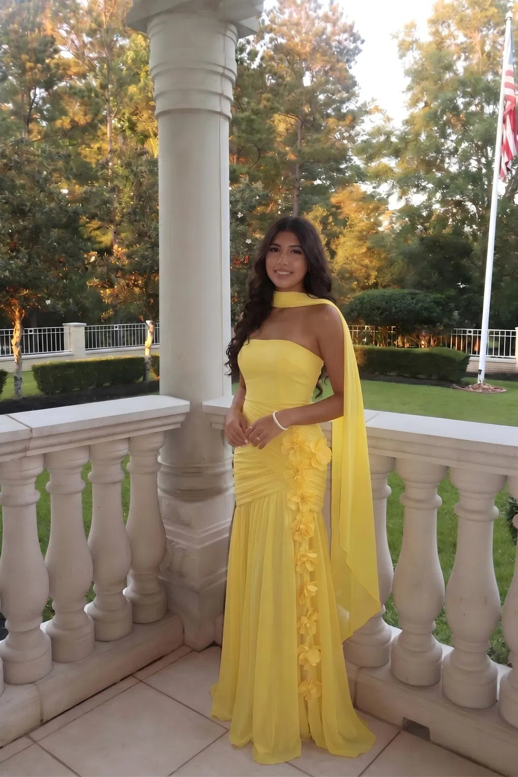 Romantic A-Line Strapless Sleeveless Chiffon Floor Length Wedding Guest Dress